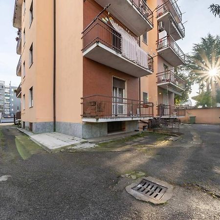 Luce Apartament Apartman Cassina de' Pecchi Kültér fotó